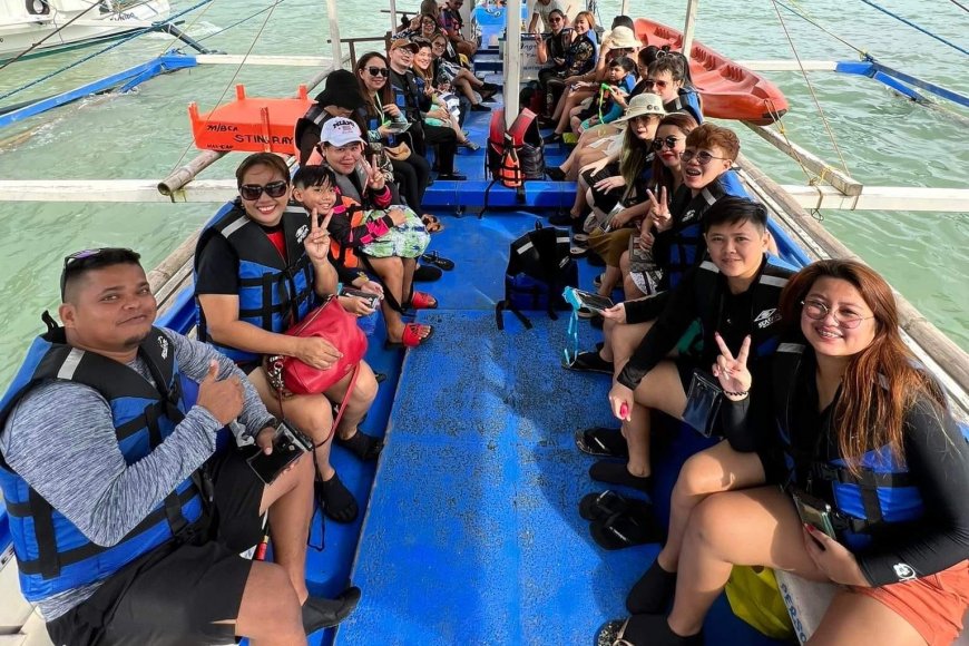 Island Hopping &amp; Chill: A Fun&Filled El Nido Escape with Family &amp; Friends