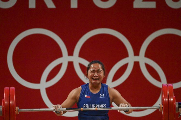 YEARENDER: Lifter Diaz finally wins 1st Olympic gold for PH