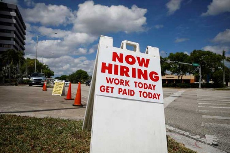 Worker shortages, seasonal factors change push US weekly jobless claims back to 53&year lows
