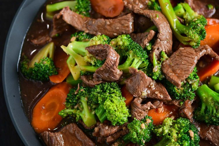 ￼Beef Broccoli Recipe with Carrots