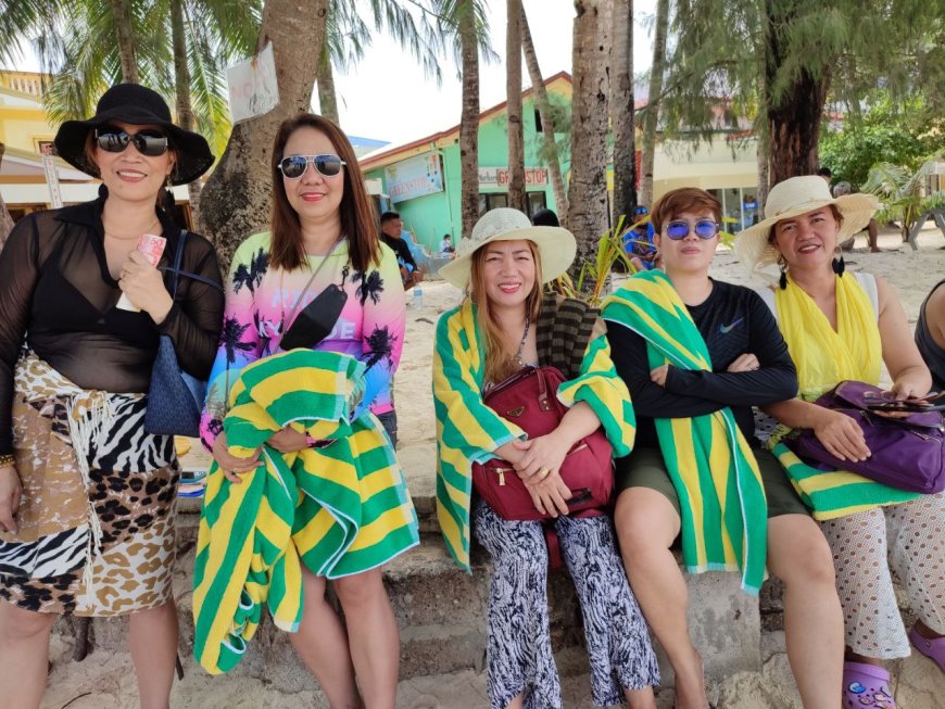 Boracay Bliss: Sunsets, Sand, and a Whole Lot of Shenanigans with Family and Friends